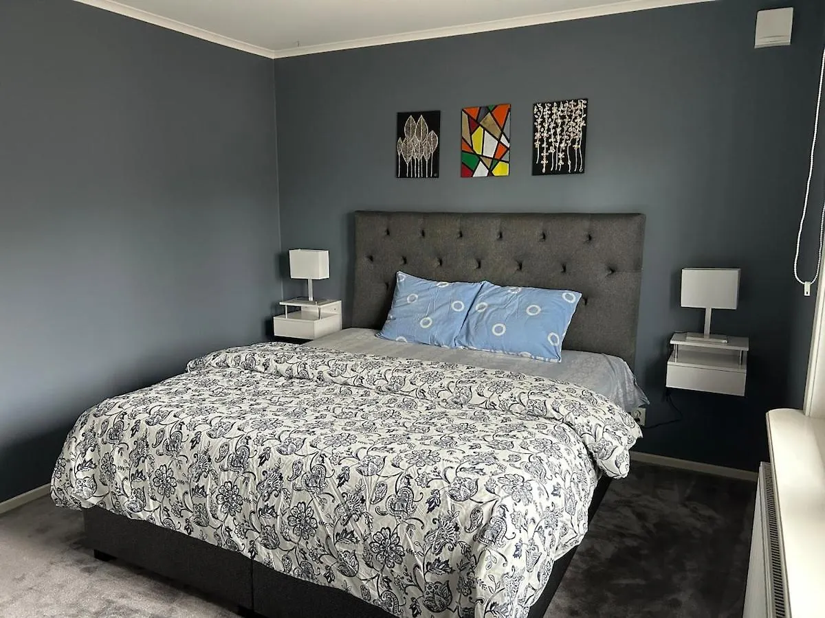 שטוקהולם Serene 3-Bedroom Villa שבדיה